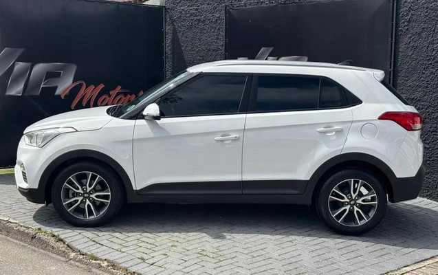 imagem-https://www.socarrao.com.br/sc-vehicle-images-prod/780113/1789497989069-7425766_16_B_5a30be10f5.jpeg