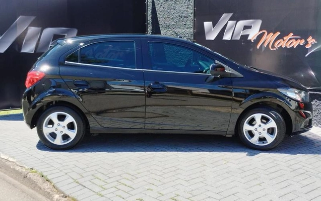 imagem-https://www.socarrao.com.br/sc-vehicle-images-prod/780119/1786136011708-7490533_13_B_29fec1b82b.jpeg