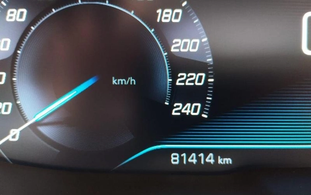 imagem-https://www.socarrao.com.br/sc-vehicle-images-prod/780135/1788804986477-7644494_1_B_5003e8f537.jpeg