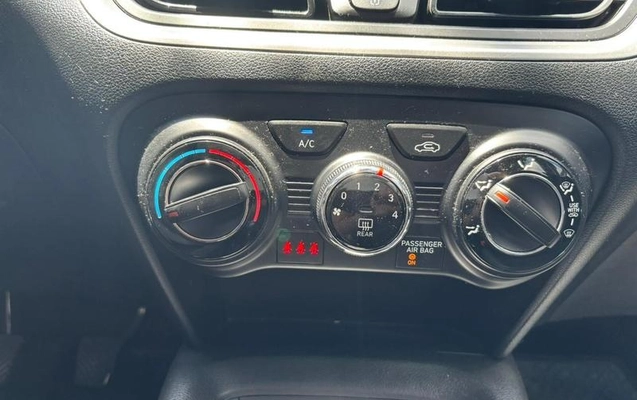 imagem-https://www.socarrao.com.br/sc-vehicle-images-prod/780158/1786135605262-7766728_5_B_d715de8743.jpeg