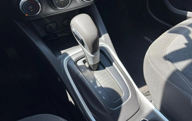 imagem-https://www.socarrao.com.br/sc-vehicle-images-prod/780162/1786131271196-7767464_4_B_4fdf04ef79.jpeg