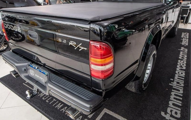 imagem-https://www.socarrao.com.br/sc-vehicle-images-prod/780188/1784383971513-7784205_17_B_03c6a3915c.jpeg