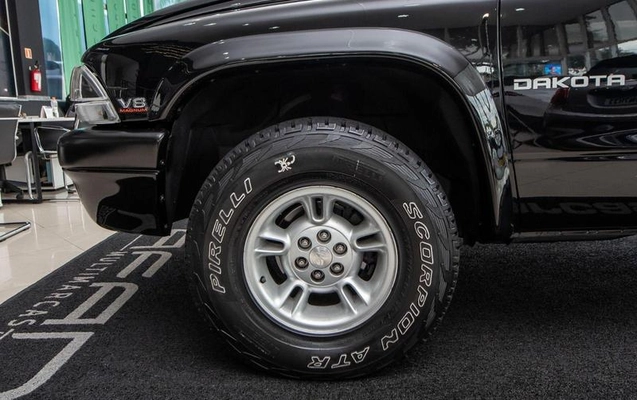 imagem-https://www.socarrao.com.br/sc-vehicle-images-prod/780188/1784383971524-7784205_1_B_c954acb886.jpeg
