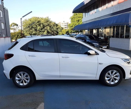 Chevrolet Onix 2023 Branco — foto 1 de 3