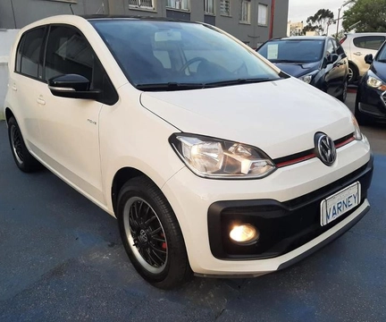 Volkswagen Up! 2018 Branco — foto 1 de 3