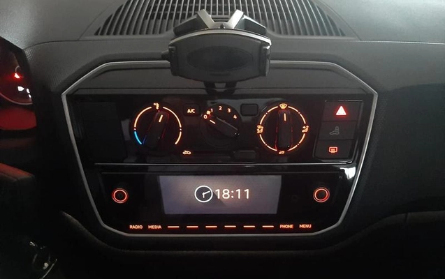 imagem-https://www.socarrao.com.br/sc-vehicle-images-prod/780772/1788982749522-5434070_15_B_1b334e84a8.jpeg