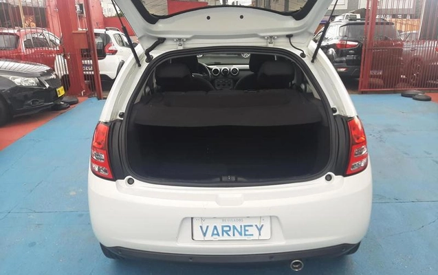 imagem-https://www.socarrao.com.br/sc-vehicle-images-prod/780784/1789402063047-7373708_9_B_b91e66dbc3.jpeg