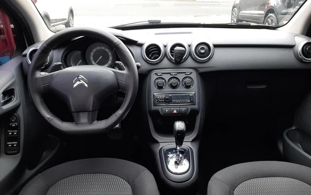 imagem-https://www.socarrao.com.br/sc-vehicle-images-prod/780784/1789402063055-7373708_15_B_c20fcec395.jpeg