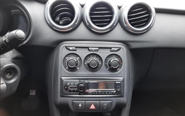 imagem-https://www.socarrao.com.br/sc-vehicle-images-prod/780784/1789402063064-7373708_19_B_273de80676.jpeg