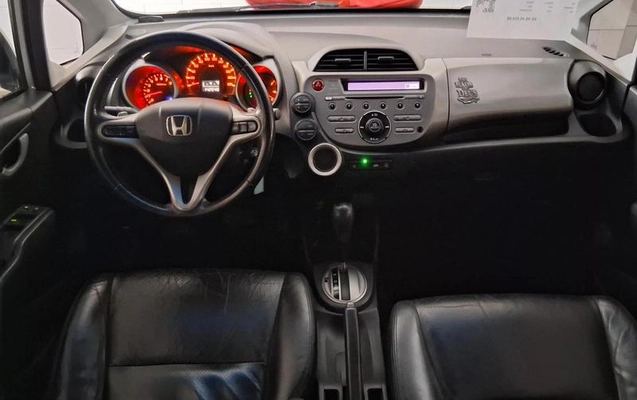 imagem-https://www.socarrao.com.br/sc-vehicle-images-prod/780790/1789402068540-7572030_10_B_104b1ec9f8.jpeg