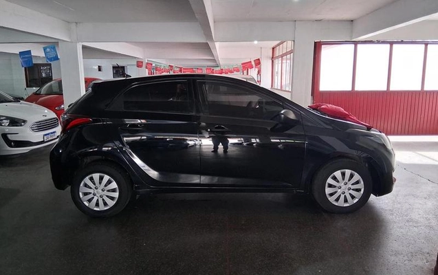 imagem-https://www.socarrao.com.br/sc-vehicle-images-prod/780792/1789674497450-7578571_2_B_e3be01d035.jpeg