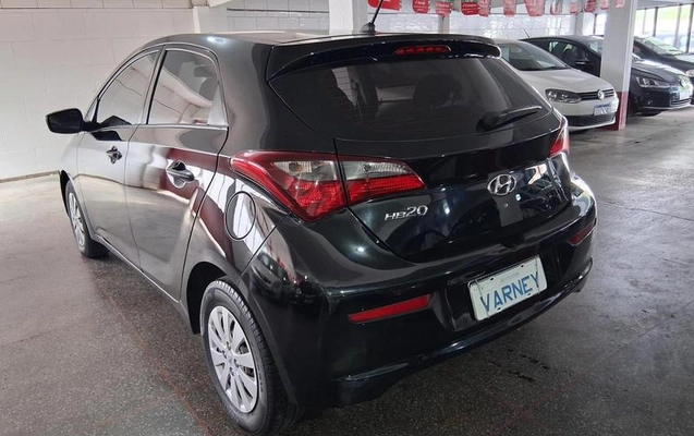 imagem-https://www.socarrao.com.br/sc-vehicle-images-prod/780792/1789674497452-7578571_5_B_d608c79362.jpeg