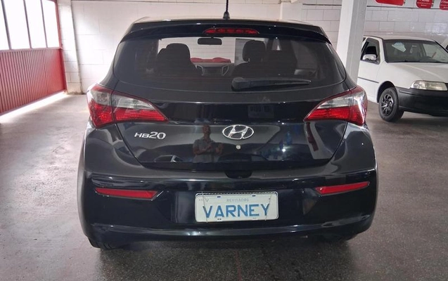 imagem-https://www.socarrao.com.br/sc-vehicle-images-prod/780792/1789674497455-7578571_4_B_95f7bc9509.jpeg