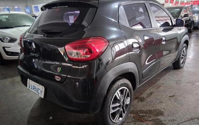 imagem-https://www.socarrao.com.br/sc-vehicle-images-prod/780794/1788983344897-7604059_6_B_f99299f6a1.jpeg