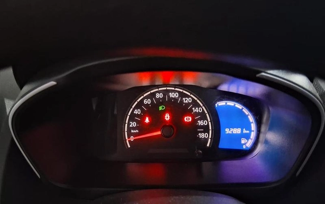 imagem-https://www.socarrao.com.br/sc-vehicle-images-prod/780794/1788983344913-7604059_12_B_4d6748ad03.jpeg