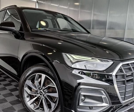 Audi Q5 2021 Preto — foto 1 de 3