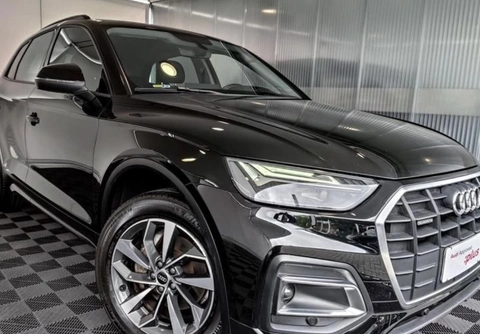 Audi Q5 2021 Preto — foto 1 de 3