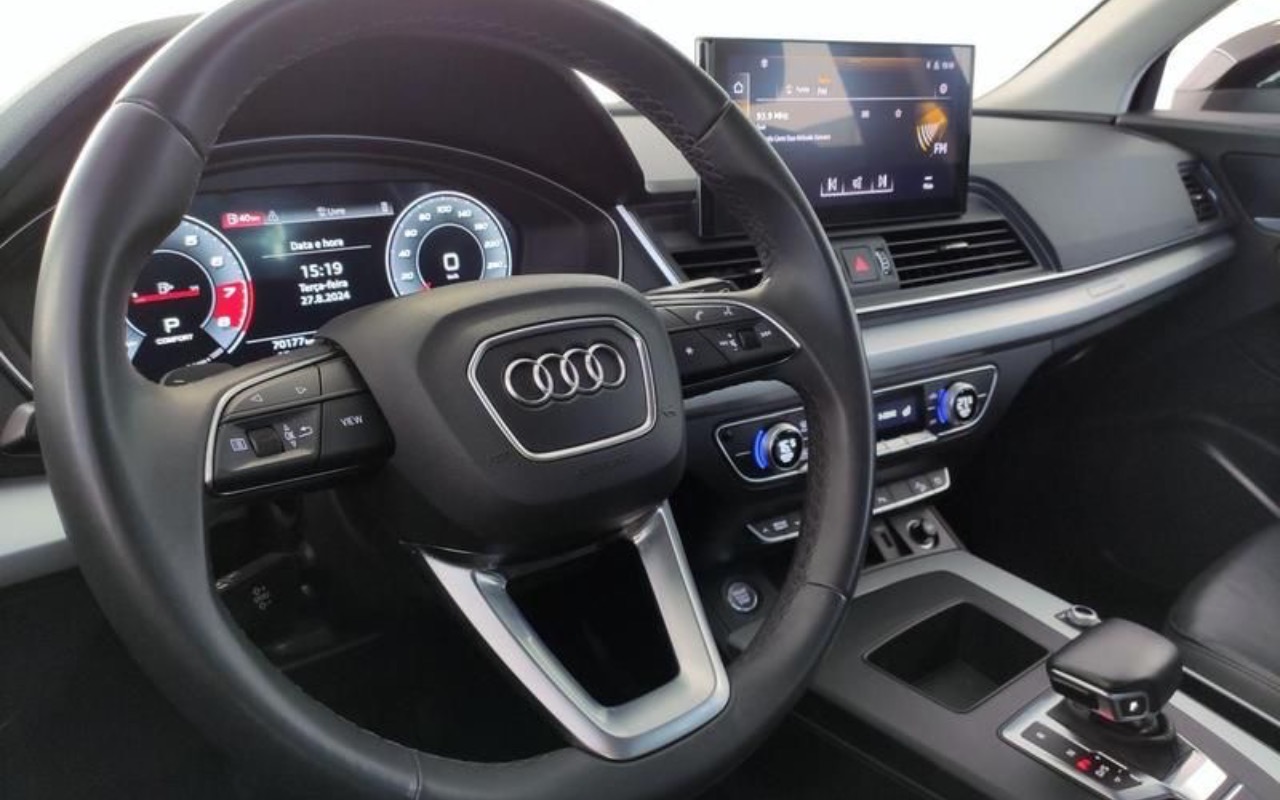 imagem-https://www.socarrao.com.br/sc-vehicle-images-prod/781082/1770319595985-311d6d5a-3a71-4389-8c44-e93d059c6729.jpeg