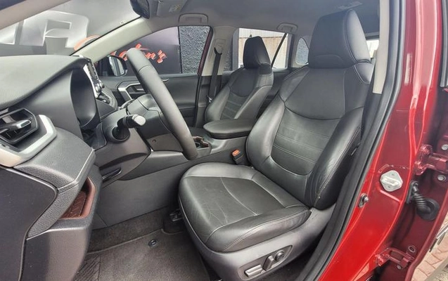 imagem-https://www.socarrao.com.br/sc-vehicle-images-prod/781130/1786136276218-6360691_8_B_4a8130e896.jpeg