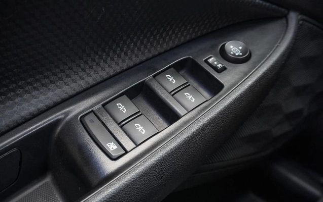 imagem-https://www.socarrao.com.br/sc-vehicle-images-prod/781155/1788197535268-7760119_19_B_499c5dbd58.jpeg