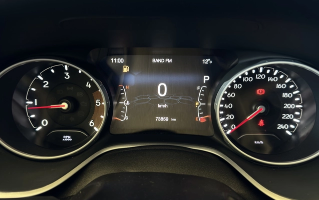 imagem-https://www.socarrao.com.br/sc-vehicle-images-prod/781249/1770320523388-6_070038.jpg