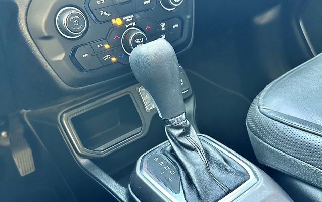 imagem-https://www.socarrao.com.br/sc-vehicle-images-prod/781260/1770320528352-11_060657.jpg