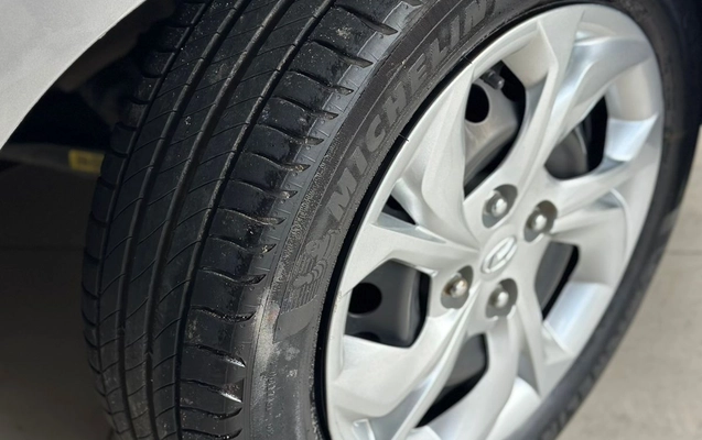 imagem-https://www.socarrao.com.br/sc-vehicle-images-prod/781959/1770322496278-003_487e8f41e8c260192abda12bafb13be0.jpeg