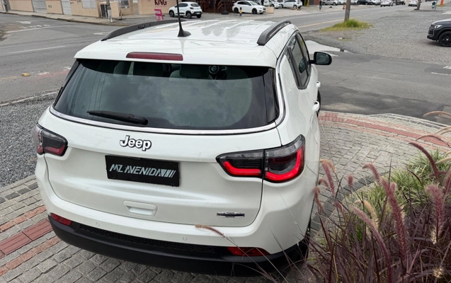 imagem-https://www.socarrao.com.br/sc-vehicle-images-prod/783281/1788376032734-d8cb8783417a4898a434c6f7d7b04167_1770255875977.jpeg