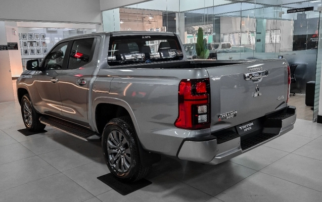 imagem-https://www.socarrao.com.br/sc-vehicle-images-prod/785634/1780950473842-vK4Q0Lnf02Lk4fhDS4H4hwrMlBEiYVBL.jpg