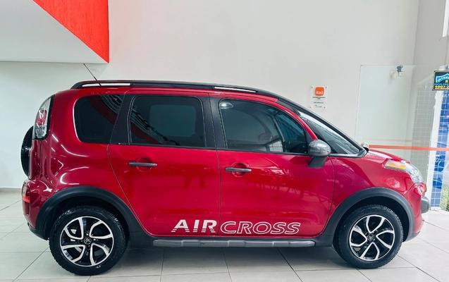 imagem-https://www.socarrao.com.br/sc-vehicle-images-prod/785641/1770380445635-44b.jpg