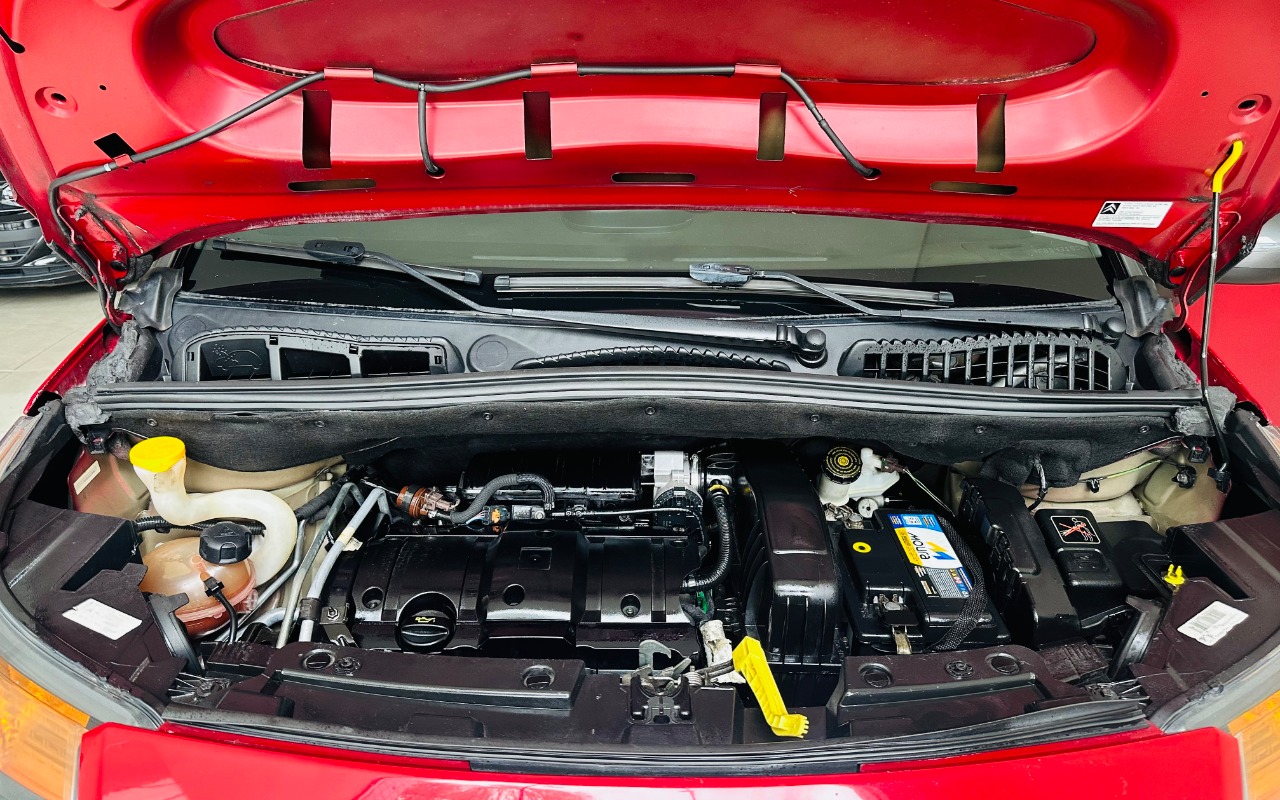 imagem-https://www.socarrao.com.br/sc-vehicle-images-prod/785641/1770380446284-44m.jpg