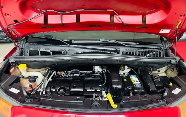 imagem-https://www.socarrao.com.br/sc-vehicle-images-prod/785641/1770380446284-44m.jpg