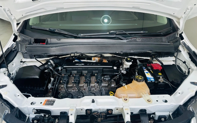 imagem-https://www.socarrao.com.br/sc-vehicle-images-prod/785799/1770380932037-27m.jpg