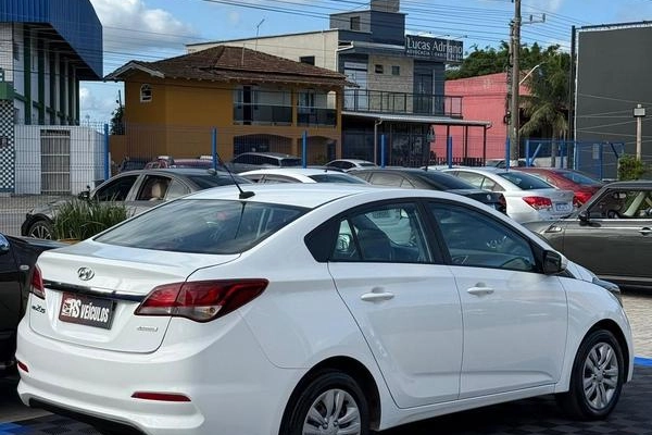 imagem-https://www.socarrao.com.br/sc-vehicle-images-prod/786235/1781195512750-7784072_4_B_7667d0d084.jpeg
