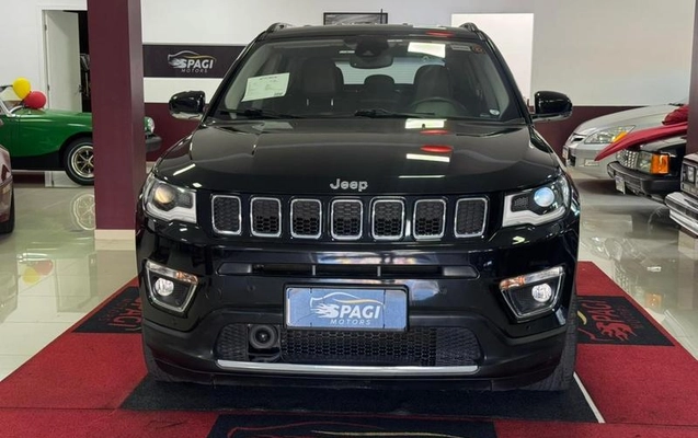 imagem-https://www.socarrao.com.br/sc-vehicle-images-prod/786526/1782912797379-7772234_8_B_3fe373ec14.jpeg
