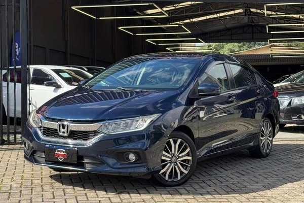 imagem-https://www.socarrao.com.br/sc-vehicle-images-prod/786617/1785962489747-7786403_18_B_74819c80c0.jpeg