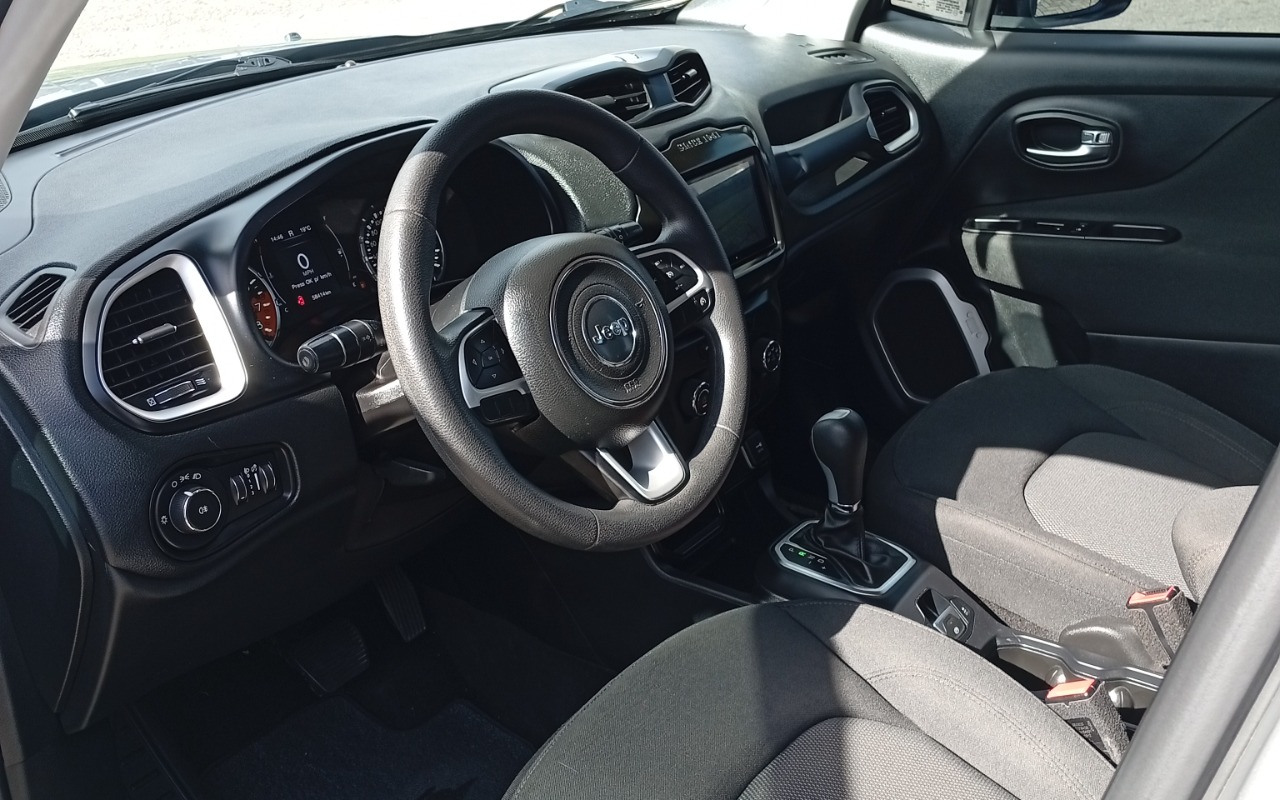 imagem-https://www.socarrao.com.br/sc-vehicle-images-prod/787027/1785874193168-UkVORUdBREUgMS44IEZMRVggMjAyMSAxNi5qcGc.jpg