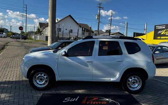 imagem-https://www.socarrao.com.br/sc-vehicle-images-prod/789771/1790249854186-7777964_1_B_734a6c88e6.jpeg