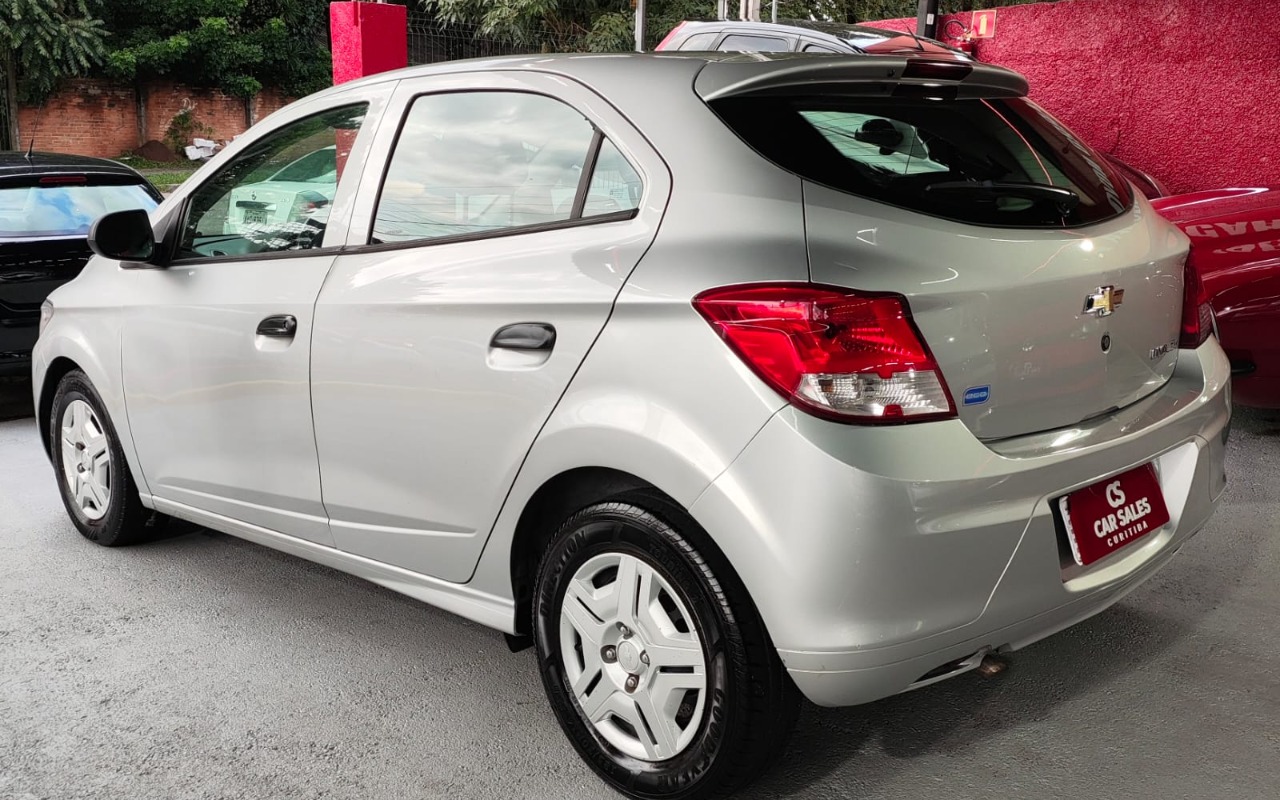 imagem-https://www.socarrao.com.br/sc-vehicle-images-prod/790413/1770412928844-V2hhdHNBcHAgSW1hZ2UgMjAyNi0wMi0wNCBhdCAxOC4zNS4xOS5qcGVn.jpeg