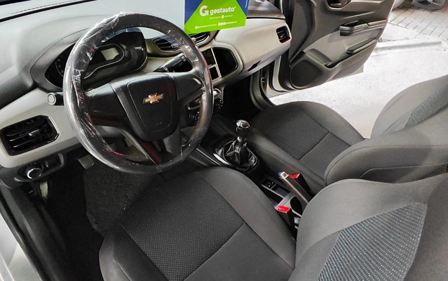 imagem-https://www.socarrao.com.br/sc-vehicle-images-prod/790413/1770412929153-V2hhdHNBcHAgSW1hZ2UgMjAyNi0wMi0wNCBhdCAxOC4zNS4yMC5qcGVn.jpeg