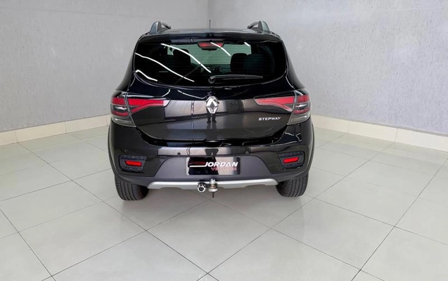 imagem-https://www.socarrao.com.br/sc-vehicle-images-prod/790529/1790166596063-7789748_7_B_aa7e433183.jpeg