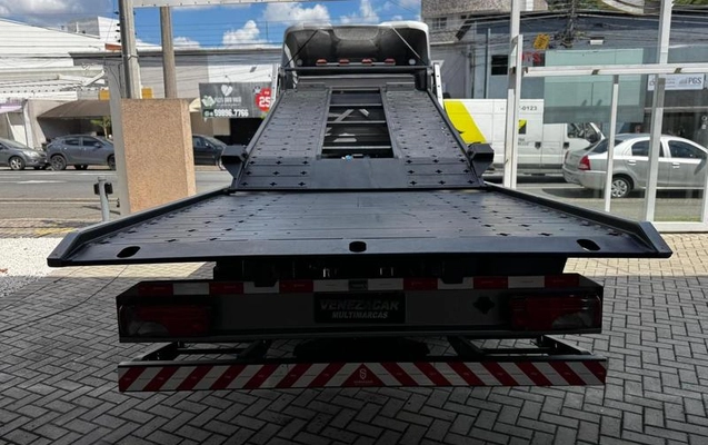 imagem-https://www.socarrao.com.br/sc-vehicle-images-prod/794975/1790011657499-7788131_15_B_f10320474e.jpeg