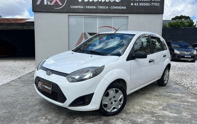 imagem-https://www.socarrao.com.br/sc-vehicle-images-prod/795369/1787163357575-7716304_13_B_9e23e21c3b.jpeg