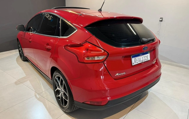 imagem-https://www.socarrao.com.br/sc-vehicle-images-prod/795847/1770473657999-003_ba436e4ff10a0c517ea128b0a18105cd.jpeg