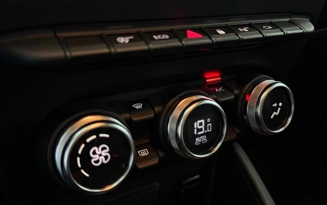 imagem-https://www.socarrao.com.br/sc-vehicle-images-prod/796200/1787774143528-7791161_3_B_a5f48841a1.jpeg