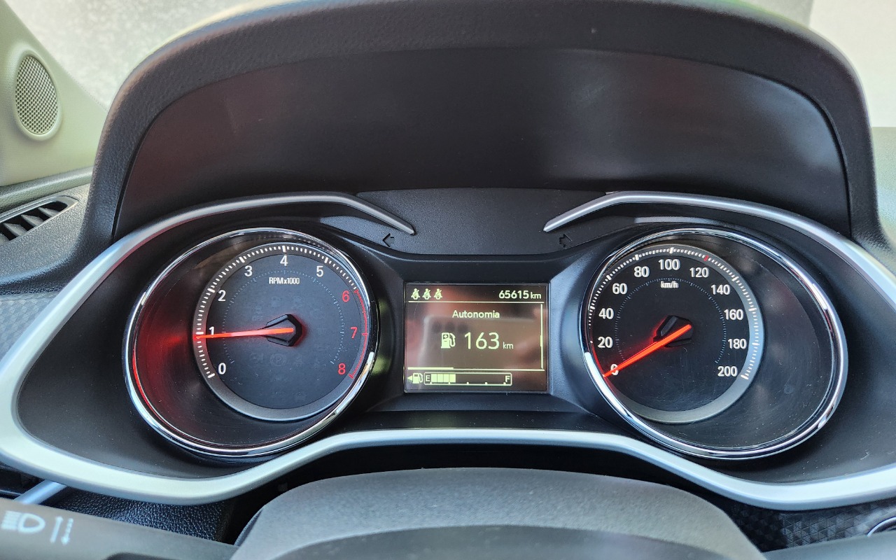 imagem-https://www.socarrao.com.br/sc-vehicle-images-prod/797032/1770488058966-MjAyNjAyMDdfMDkzODM0LmpwZw.jpg