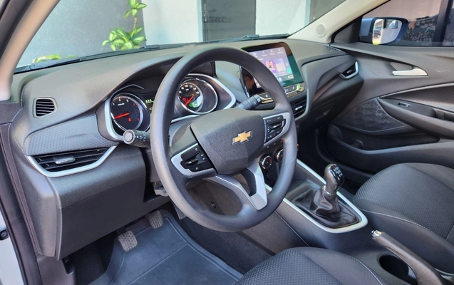 imagem-https://www.socarrao.com.br/sc-vehicle-images-prod/797032/1770488060904-MjAyNjAyMDdfMDkzMzM2LmpwZw.jpg