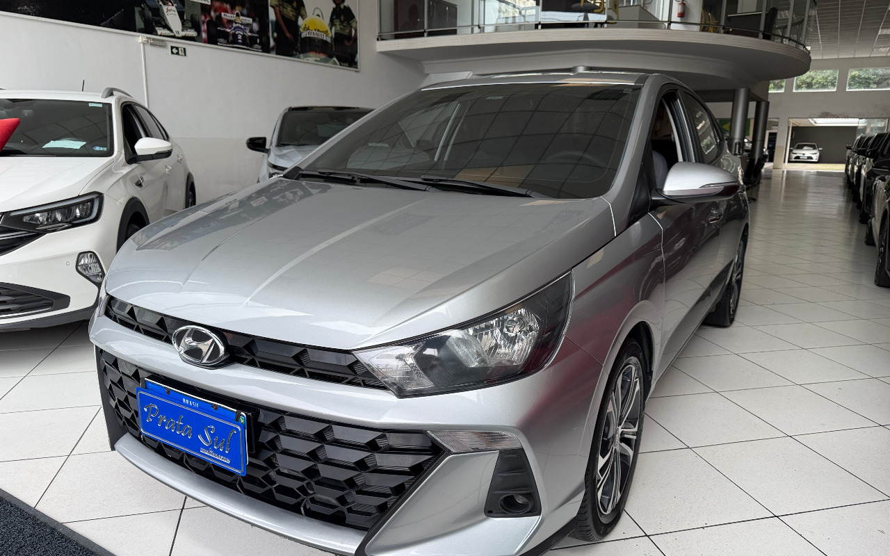 Hyundai HB20S Platinum 1.0 TB Flex 12V Aut. na cor Prata em Curitiba / PR - 797281