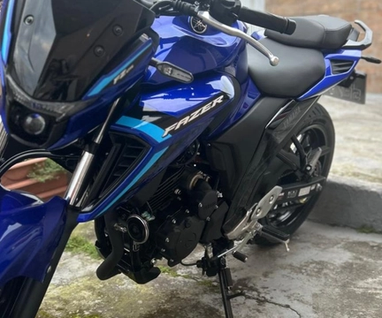 Yamaha FZ25 250 FAZER CONNECTED 2025 Azul — foto 1 de 3