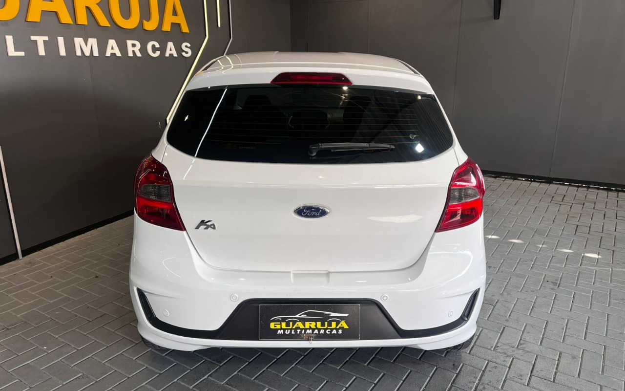 imagem-https://www.socarrao.com.br/sc-vehicle-images-prod/804693/1770642711532-NS5qcGVn.jpeg